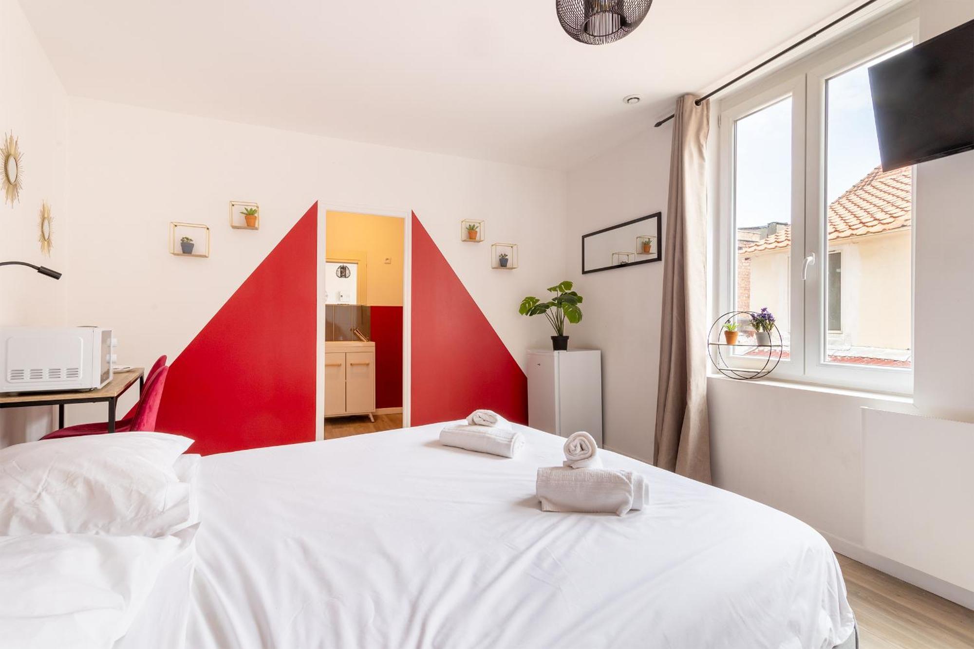 S&K Suite Grande Rue Roubaix - Chambre Spacieuse Et Sdb Privee - Netflix Et Cuisine Екстер'єр фото